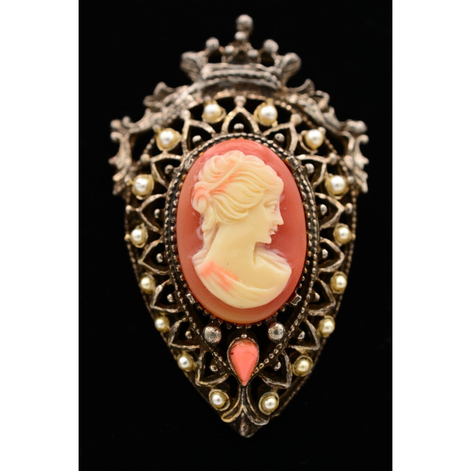 Florenza Vintage Cameo Pin Brooch Pendant Antiqued Rustic Pearl Signed Binat 50$